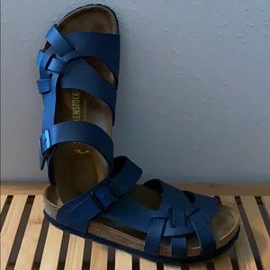 Like New! Navy Blue Birkenstock Pisa Sandal